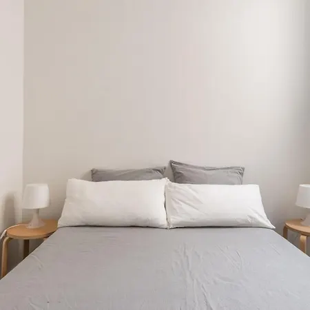 Apartment - Eixample 4b *
